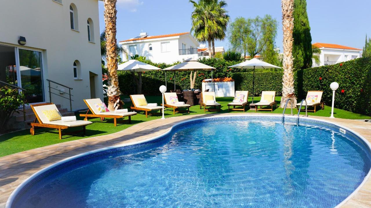 Villa Oasis By Ezoria Villas Bahía de Coral Exterior foto